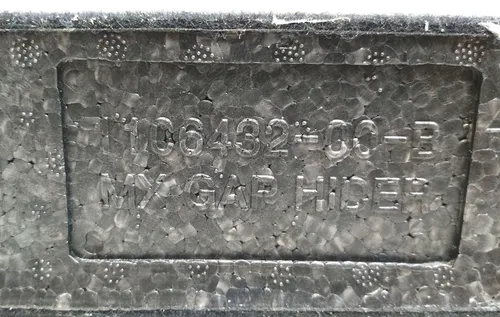 Перегородка багажного відсіку передня 5 місць Tesla model X 1106432-00-B