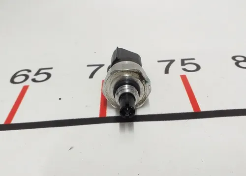 Датчик тиску та температури системи кондиціювання Tesla model 3 1108608-00-A