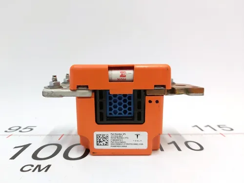 带有保险丝组装的2000a Tesla Model S，Model S REST，Model X 1077177-00-B，主电池的热门电容器