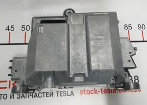 Боді контролер передній Tesla model 3 1118182-12-K