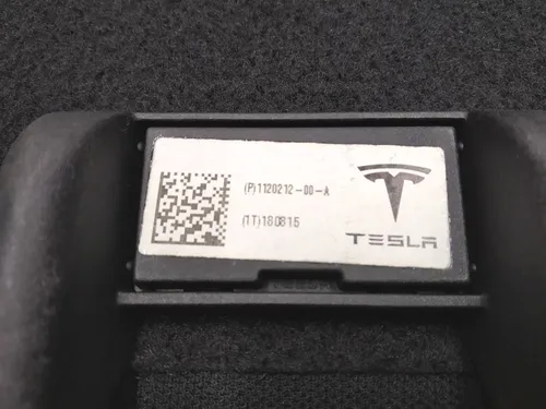 1 Полиця багажного відсіку верхня Tesla model S, model S REST 1120212-00-A