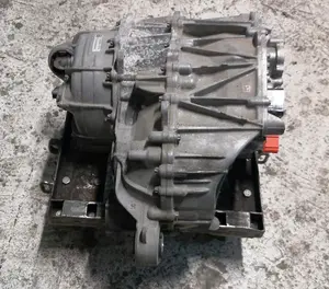 Мотор передній 3DU без теплообмінника, масляного фільтра, насоса, штуцерів інвертора Tesla model 3, model Y 1120960-10-H