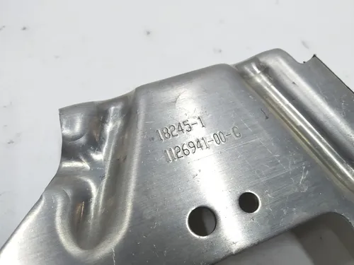 12 Кронштейн кріплення нагрівника батареї нижній Tesla model S REST 1126941-00-C