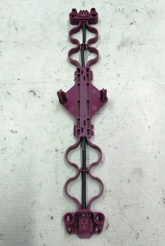 Роз'єм низьковольтний основної батареї фігурний Tesla model 3, model Y 1137575