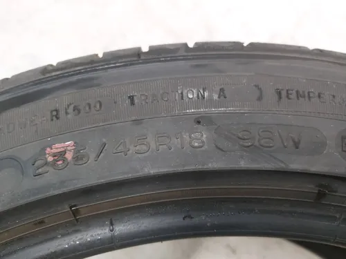 轮胎235/45R18 98W额外的负载米其林米其林MXM4 T1 2.7毫米数据47/20维修特斯拉型号3 1234215-00-a