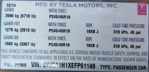 4 Etichetta (etichetta, adesivo) di base con informazioni sulla produzione Tesla modello S 85 1462927-00-C