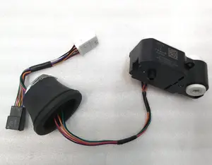 Моторчик із редуктором люка порту зарядки Tesla model 3, model Y 1478840-00-A