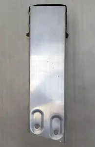 Nosník přední pravý Tesla model Y 1487462-00-C