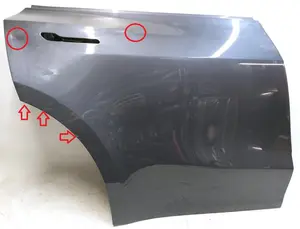 손상된 Tesla 모델 Y 1493562-S0-A가 있는 도어 후면 우측 금속 PMNG