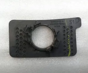 Halterung für Parksensor der vorderen Stoßstange S1 PA Tesla Model Y 1493753-00-A