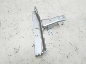 Staffa telaio siluro destro Tesla Model Y 1526569-00-C