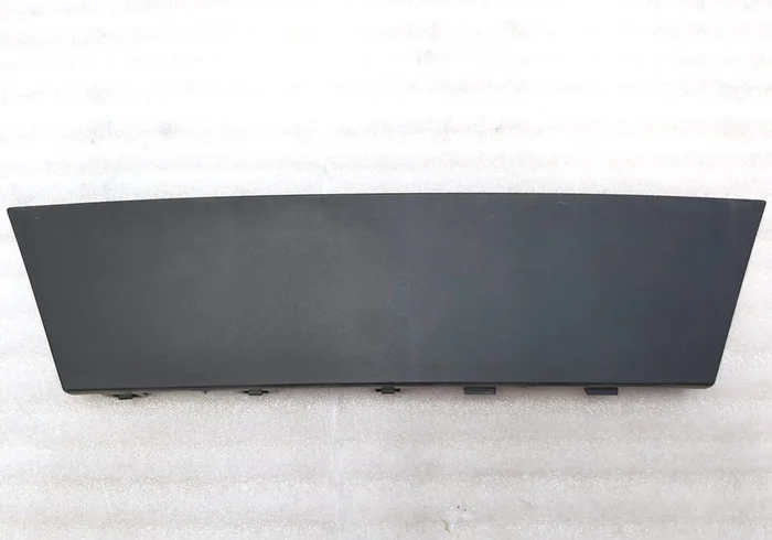 Крышка диффузора бампера заднего нижнего (заглушка фаркопа, люк) Tesla Model Y 1494009-00-A