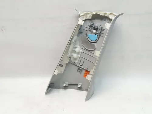 左上 B 柱装饰 Tesla Model Y 1626928-02-E