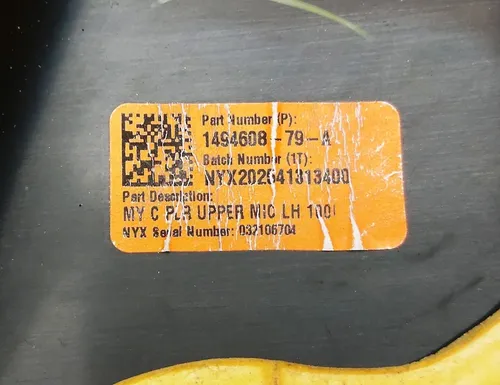 Bältesdyna för pelare C vänster Tesla modell Y 1494608-00-I