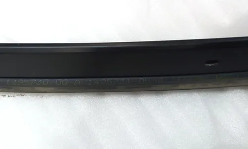 Modanatura laterale destra NERA Tesla modello Y 1495731-00-A