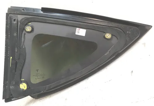 Vetro dell'ala posteriore destra (finestrino) Tesla Model Y 1495741-00-E