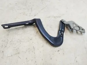 Cerniera di montaggio del cofano sinistro Tesla Model Y 1496267-00-C