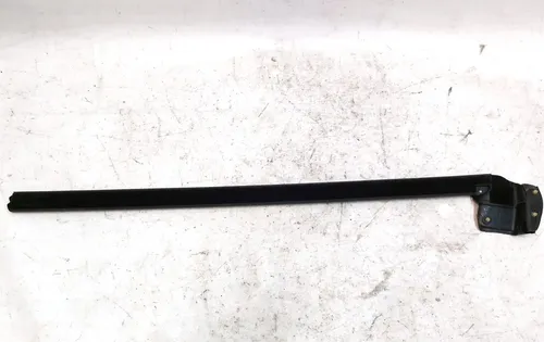 Vnitřní těsnění skla dveří, přední levé Tesla Model Y 1516942-00-A