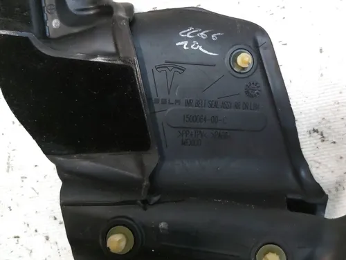 Innere Türglasdichtung, hinten links Tesla Model Y 1500064-00-E