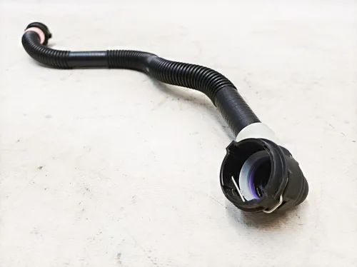 Tuyau de sortie de radiateur droit endommagé Tesla Model 3, Model Y 1501325-00-C