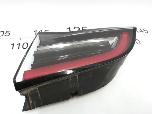 Ліхтар правий внутрішній GLOBAL 4 pin Tesla Model 3, Model Y 1502089-00-B