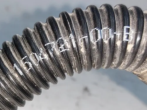 Tuyau du système de refroidissement Tesla Model 3, Model Y 1504721-00-C