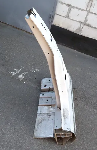 Pannello della carrozzeria del montante B destro senza PPSW superiore Tesla modello 3 1504888-S0-A