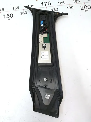 Накладка стійки B зовнішня ліва (скло) з камерою Tesla Model Y 1506885-00-H