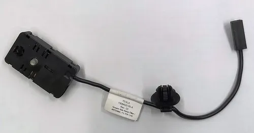 天线无线电滤波器左 LHS REV03 Tesla Model 3，Model Y 1509420-00-D