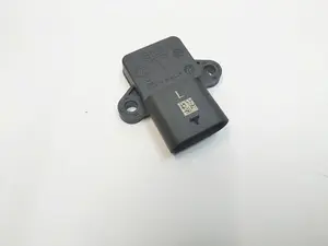 Датчик Холла двері передньої, задньої лівої Tesla Model 3, Model Y 1510113-00-A