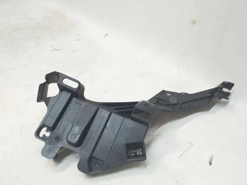 左 C 柱装饰支架（损坏）Tesla model Y 1516195-00-B