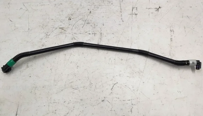 Патрубок системи охолодження основної батареї Tesla model 3, Y 1521569-00-A