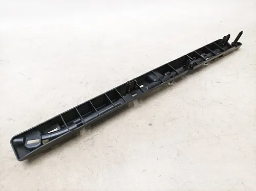 Проставка накладки порога переднього правого пластик Tesla model Y 1521705-99-A