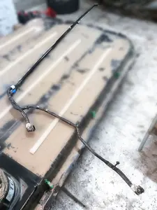 Патрубок системи охолодження основної батареї AWD RWD Tesla model 3, Y 1530118-00-A