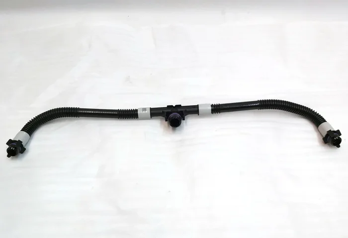 主电池冷却系统管 Tesla model 3 1091586-00 1091587-00