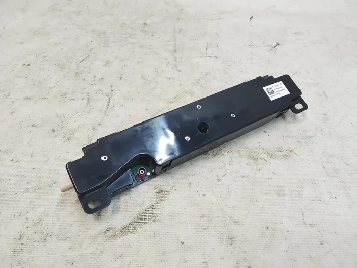 Антенна WI-FI Tesla Model 3, Model Y 1585601-00-E