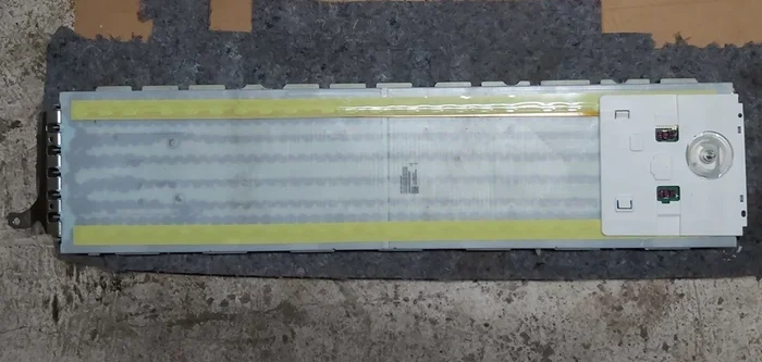 Модуль основної батареї Standard Range Plus Tesla model 3 1104428-00-T