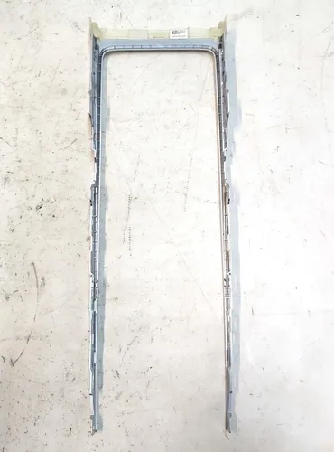 装饰性覆盖层上部镀铬中控台 Tesla model 3 1755548-00-A