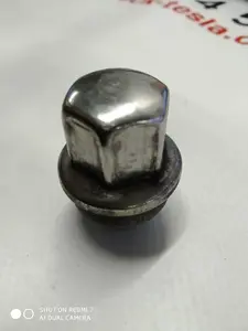 7 Dado ruota M14x1.50 cromato Tesla modello S, modello S REST, modello X 2007065