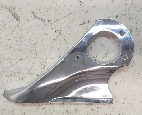 Afdækning til udvendigt højre spejlbeslag, øverste krom med skader Tesla model S, model S REST 1041318-00