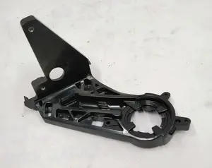 Кронштейн кріплення дзеркала зовнішнього правого Tesla Model X 1035181-00-J