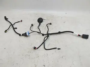 صندوق الاسلاك الامامي (حمام) تسلا موديل Y 2489050-04-C