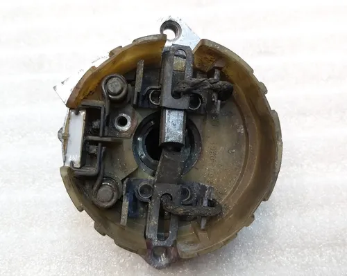 Sestava kartáče (kryt se vstupní armaturou) kompresor vzduchového odpružení WABCO Tesla model S REST, model X 1027911-00-H