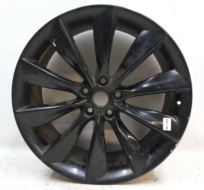 4 Hjulskiva SVART TURBIN 21x8,5 J med skada Tesla modell S, modell S REST 1054042-00-B