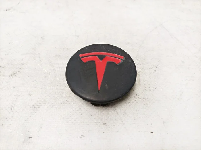 Hjulcenterkapsel (rød sort) Tesla model S, model S REST, model X, model 3, model Y 6005879-00-A