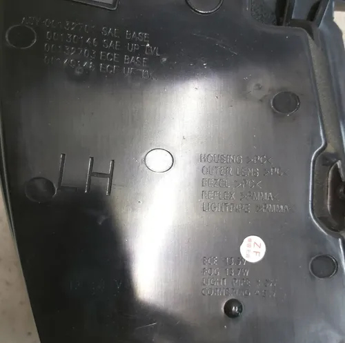 左雾灯（全）（美国） Tesla model S, model S REST 6005913-00-I