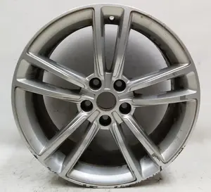 Cerchio ruota (19x8.0J - ARGENTO) danneggiato Tesla modello S 1054040-00-B