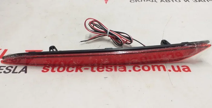 9 Відбивач заднього бампера лівий активний NEW Tesla S, model S REST