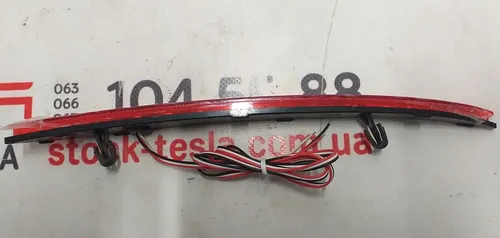 9 Відбивач заднього бампера лівий активний NEW Tesla S, model S REST