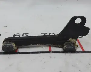 Кронштейн-напрямна люка передня права Tesla model S 6008675-00-G